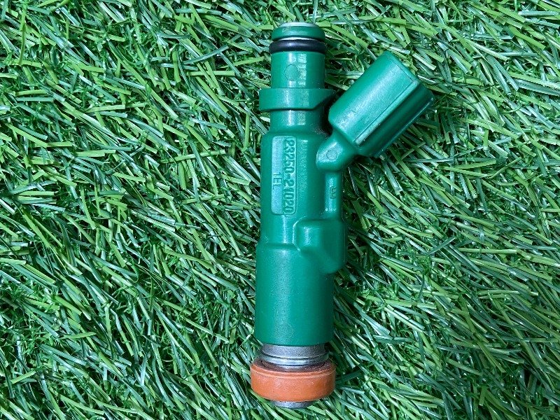  INJECTOR ASSY, FUEL, Part 23250-21020, 4 Piece Set For TOYOTA COROLLA X, XLI (Pak), VITZ, PREMIO et