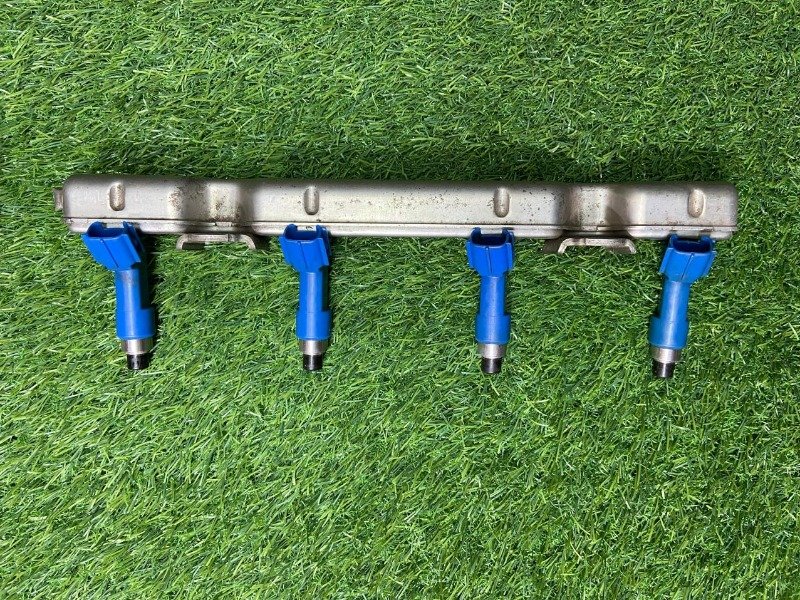 INJECTOR ASSY, FUEL, Part 23250-22080, 4 Piece Set For ,1ZZ 1.8 Engine, TOYOTA COROLLA, PREMIO. 